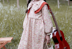 Váy babydoll hoa nhí lá cổ cam