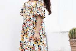 Váy hoa vàng tay chuông