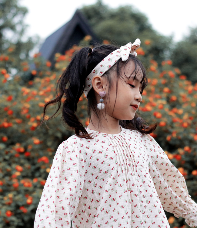 Váy suông xô muslin hoa nhí tay bồng