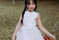 Váy công chúa Vintage ren tầng trắng