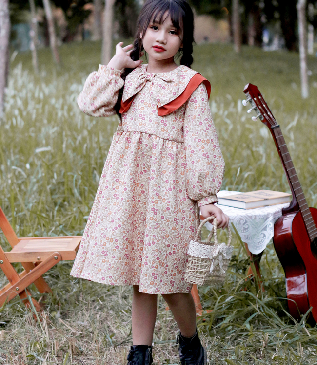 Váy babydoll hoa nhí lá cổ cam