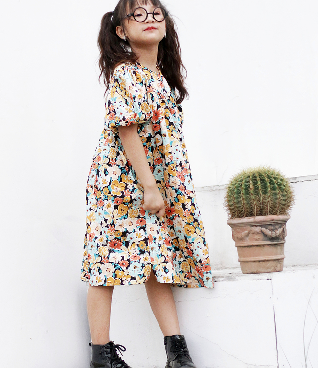 Váy hoa vàng tay chuông