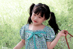 Váy hoa xanh nơ ngực