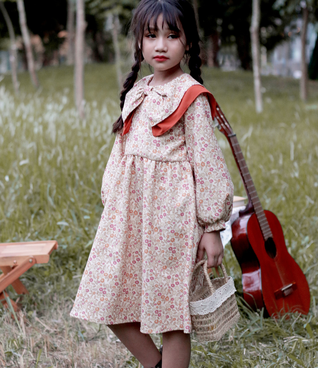 Váy babydoll hoa nhí lá cổ cam