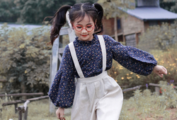 Set quần yếm áo hoa tím than