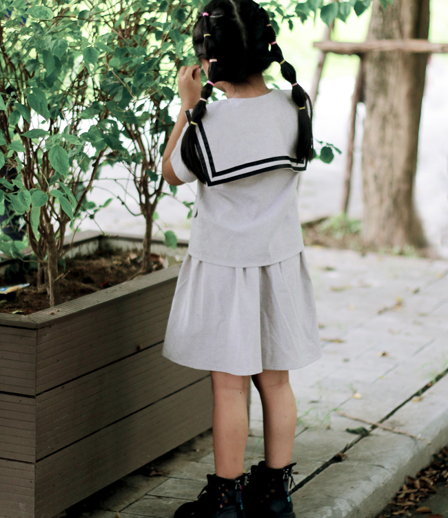 Set đi học nữ sinh cổ thuỷ thủ (màu ghi)