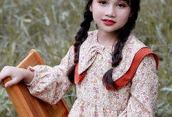 Váy babydoll hoa nhí lá cổ cam