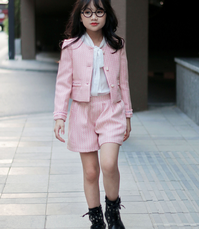 Set Vest hồng + quần short