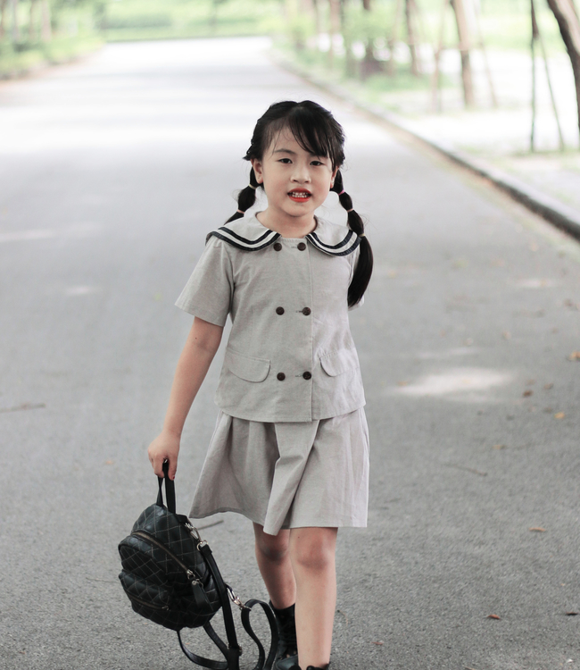 Set đi học nữ sinh cổ thuỷ thủ (màu ghi)