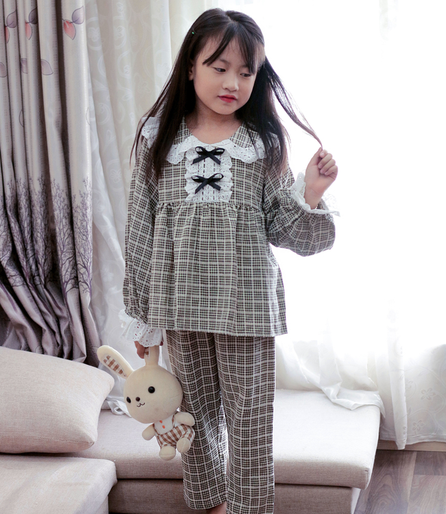Set Pyjamas kẻ phối ren
