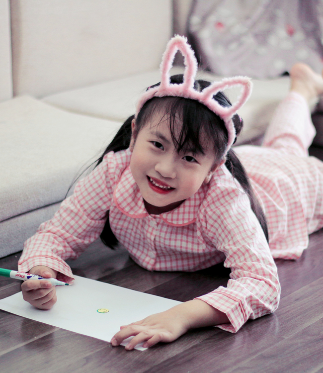 Set Pyjamas kẻ hồng