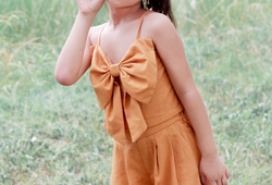 Set áo nơ ngực + quần màu vàng