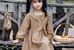 Váy hoa nâu cổ nơ