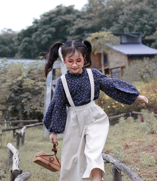 Set quần yếm áo hoa tím than