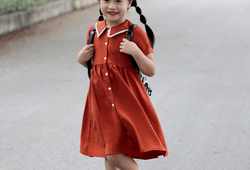 Váy cam viền cổ ren - chất liệu đũi xước Nhật