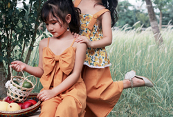 Set áo nơ ngực + quần màu vàng