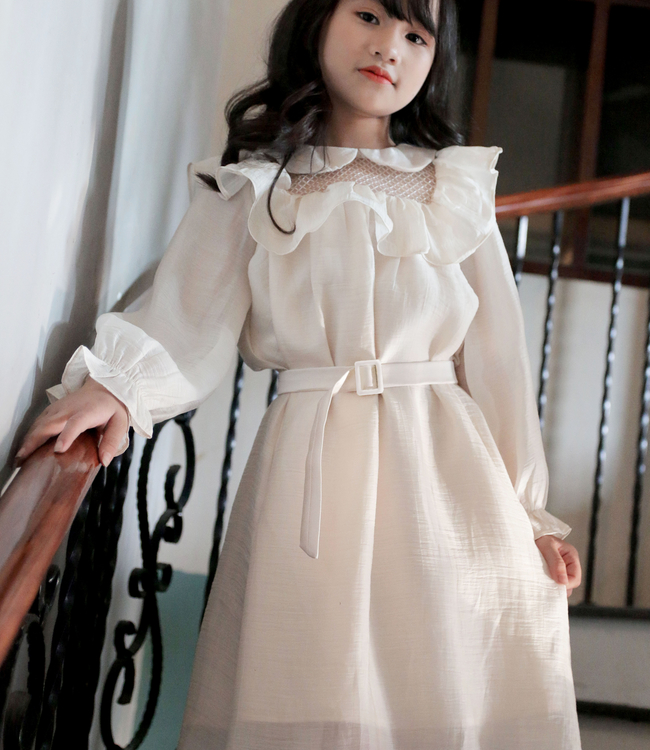 Váy bèo ngực tiểu thư màu be